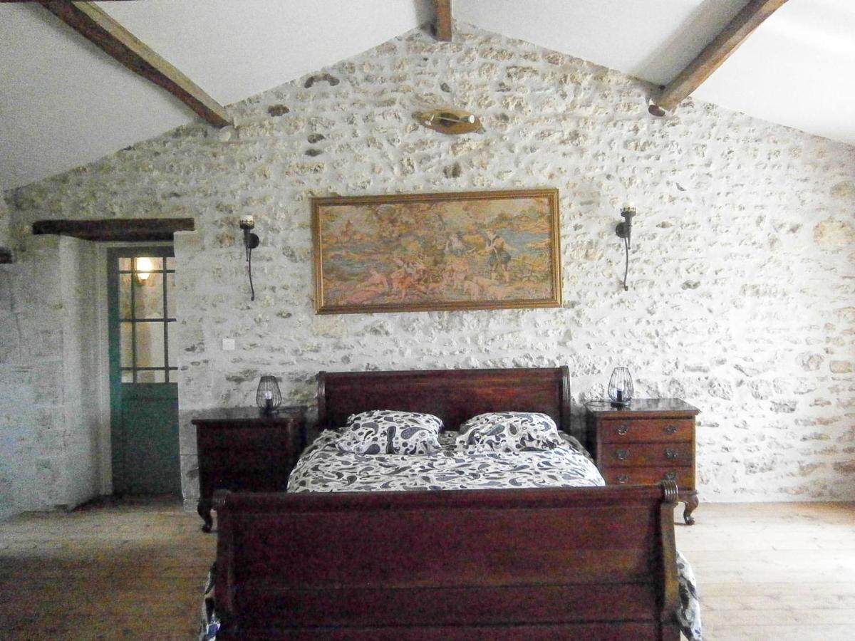 Bed and Breakfast Le Charhido Saint-Fort-sur-Gironde Exterior foto